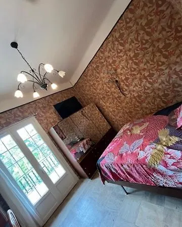 D'hotes Le Chant Des Pins En Cevennes *